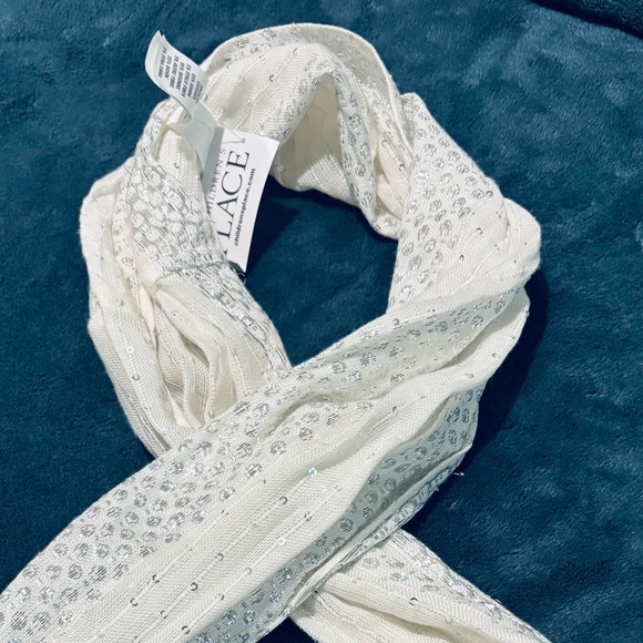 OBLONG BEIGE & Silver SCARF!
Children’s Place | Ages 5-12 YRS. | - Picture 10 of 12